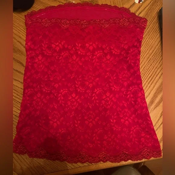 Moda International Vibrant Red Lace Strapless Top - Picture 2 of 5